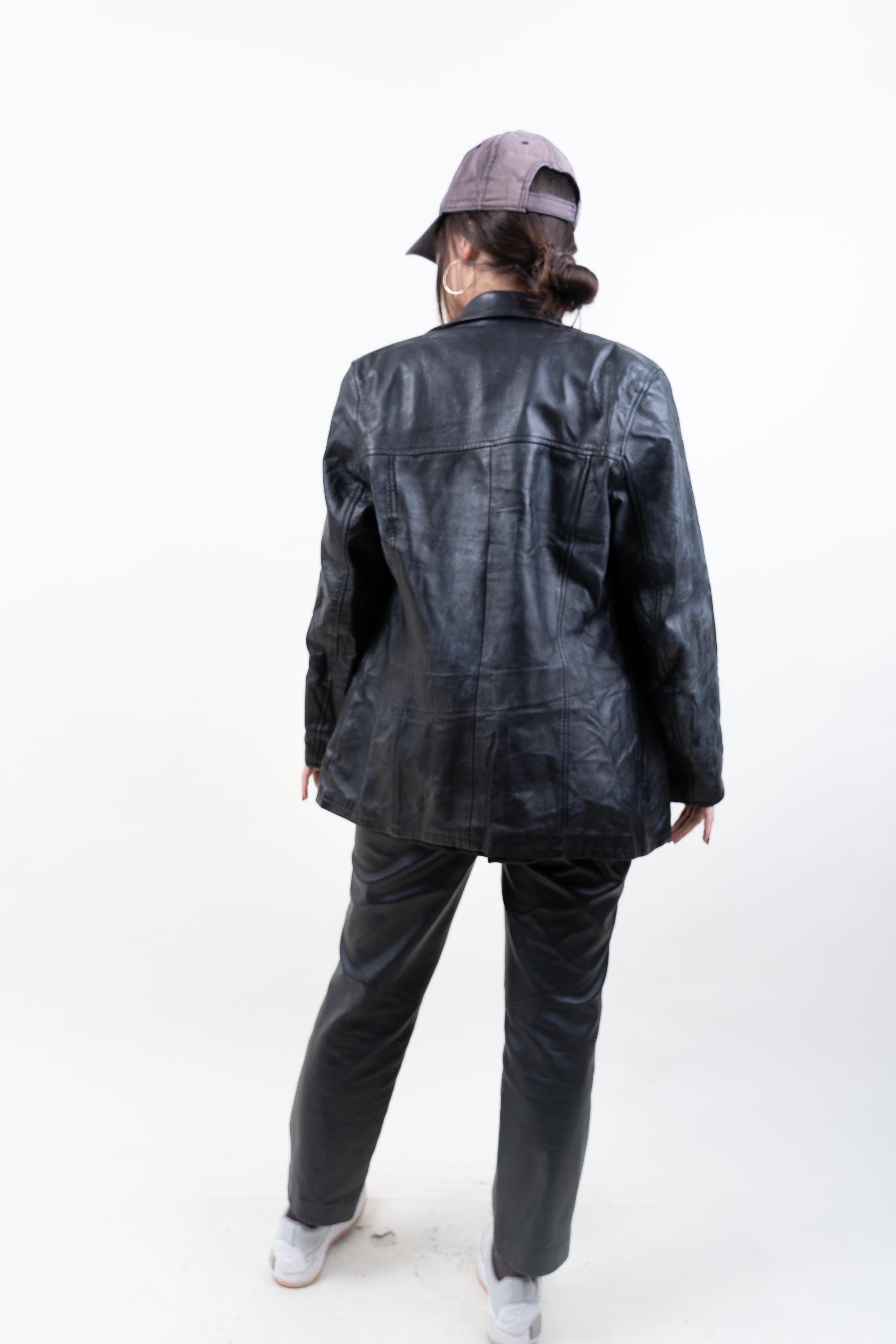 Vintage black leather zip up sleeveless jacket UK8