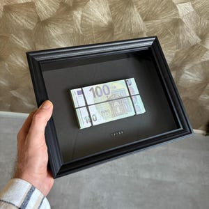 Cadre photo 10 000 € - Édition EUR | Art monétaire | Décoration d'intérieur | Art de bureau | Art mural | Art de motivation | Luxe | Dollars | Fait main | Cadeau