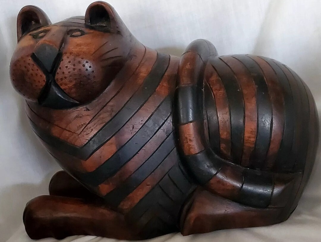 Vintage Anglo Indian Carved Mahagony Wood Cat with Secret Compartment