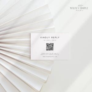 Modello di biglietto RSVP con codice QR, invito minimalista moderno, elegante sito web per matrimoni, rispondi cortesemente online, inserto di risposta, modificabile con Canva, WSS05