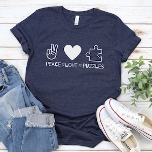 T-shirt Peace Love Puzzles : cadeau pour les amateurs de puzzles