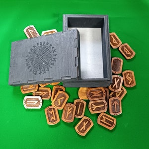 Wooden Runic Set with Vegvisir Box | Elder Futhark Runes Set