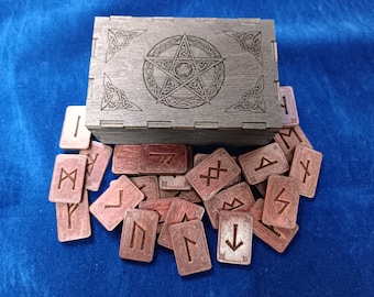 Juego de runas de madera con caja de pentáculos / Juego de runas Elder Futhark