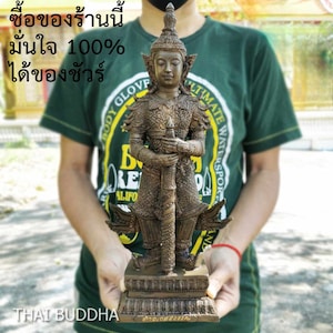 Thao Wessuwan, angel face, Wat Chulamanee is Thao Wessuwan who has a face as handsome as an angel. If anyone worships Thao Wessuwan,