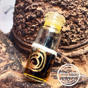 Svart Phrai-olja: Khmer Charm Oil, Maha Sanae