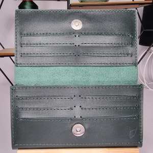 Cartera de piel brillante con imán "Máximo"