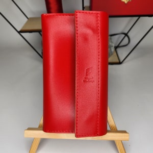 Cartera de piel brillante con imanes "Manhattan"