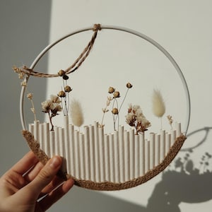 Ghirlanda da parete con fiori secchi - Ghirlanda da parete rustica realizzata a mano - Decorazione con fiori secchi - Cerchio da parete Boho