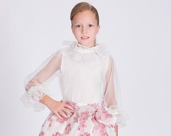 Girl's Blouse with Flounced Sleeves and Ruffles