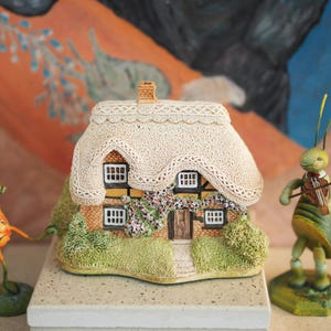 Lilliput Lane Collection - Etsy