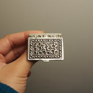 1977 Beautiful sakura blooming sterling silver box | silver ring box | Import silver | Birmingham  | 20g