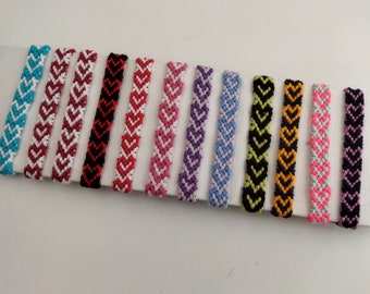 Bracelets brésilens modèle coeurs vides