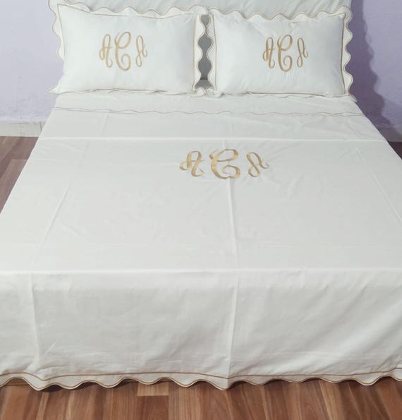 Personalisierte Monogramm ausgebogt und Bordüre Stickerei Bettwäsche Set Weiß Baumwollsatin