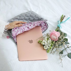 Sacoche fleurie pour ordinateur portable Sacoche rose fleurie pour ordinateur portable, pochette plate pour ordinateur portable Housse pour ordinateur portable Pochette pour ordinateur portable 13 pouces, Sac MacBook 14 pouces Adorable sacoche pour ordinateur portable image 9