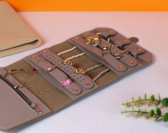 Graue Leder Schmuckrolle - Kompakte Halskette & Ohrring Organizer
