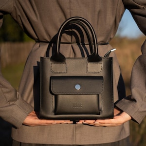 Mini-Leder-Einkaufstasche | Schwarze Umhängetasche | Handgefertigte Leder Umhängetasche Kleine Designer Tasche für Damen | Perfektes Lederhandtaschengeschenk