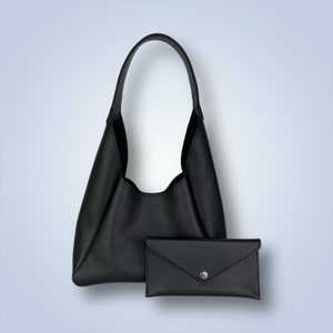 TORBA | Sac hobo en cuir noir avec un portefeuille. Sac à main pour femme en cuir naturel. Sac à main en cuir spacieux, pratique et élégant.