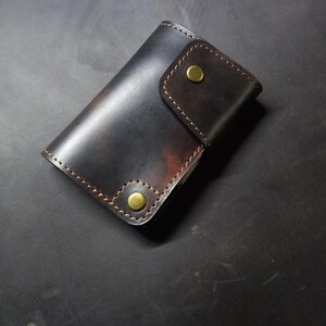 EDC Rustikales Bifold mit Druckknopfverschluss und Kartenfächern