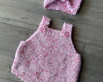 Set gebreide rompertjes en hoofdband voor baby