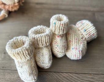 Babyslofjes crème gespikkeld