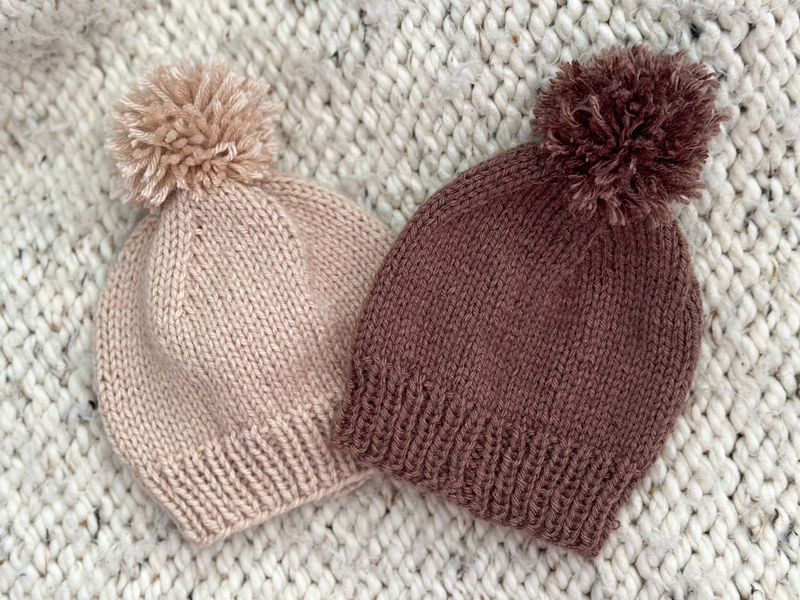 Knitted baby beanie with Pom Pom - Thumbnail 4