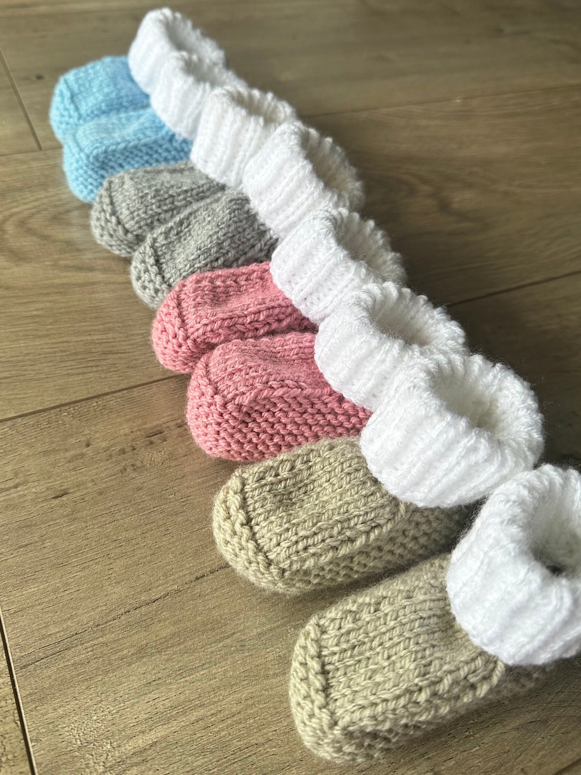 Knitted baby booties - Thumbnail 5