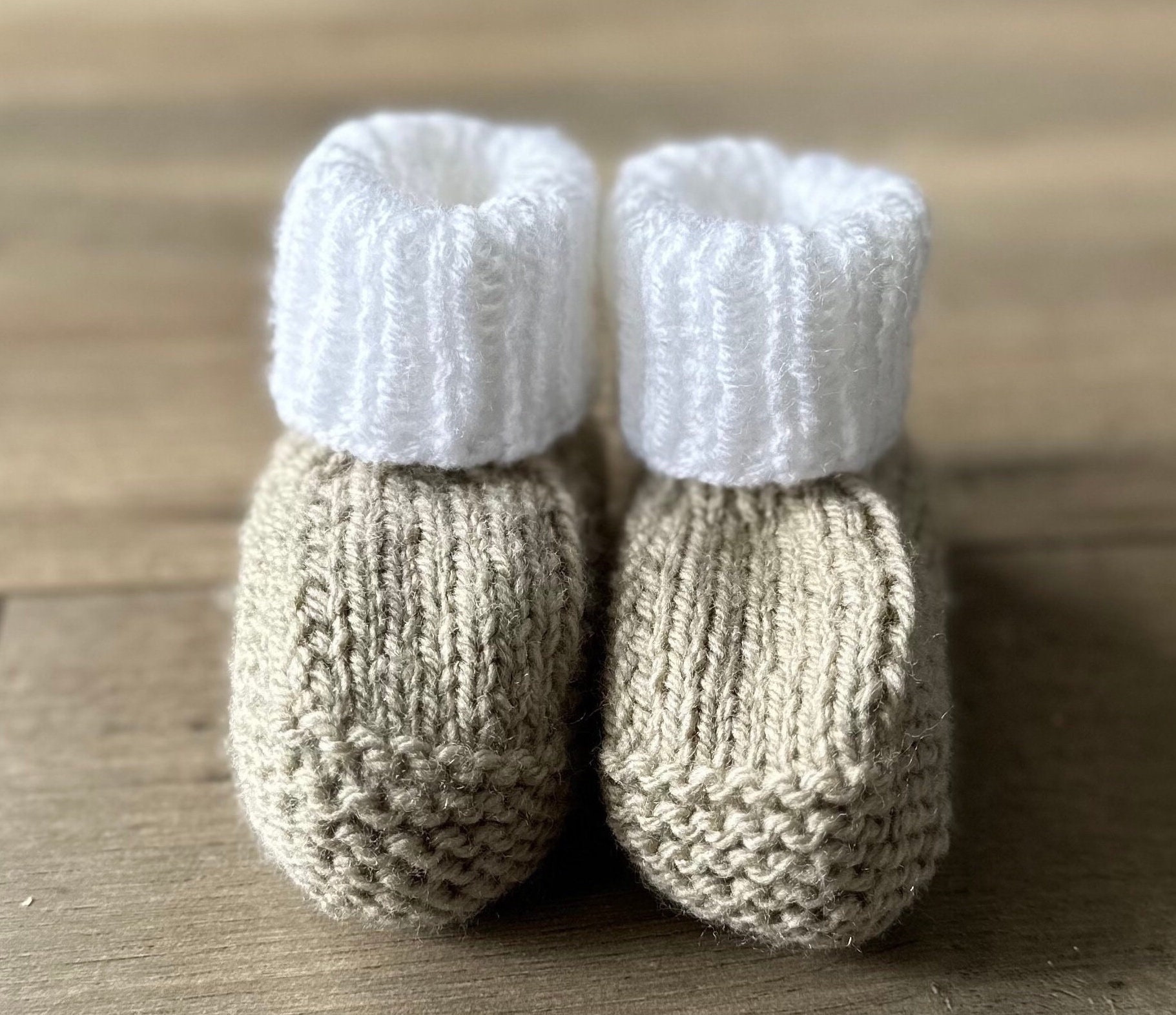 Knitted baby booties - Thumbnail 2