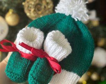 Set kerstbabyslofjes en -beanie