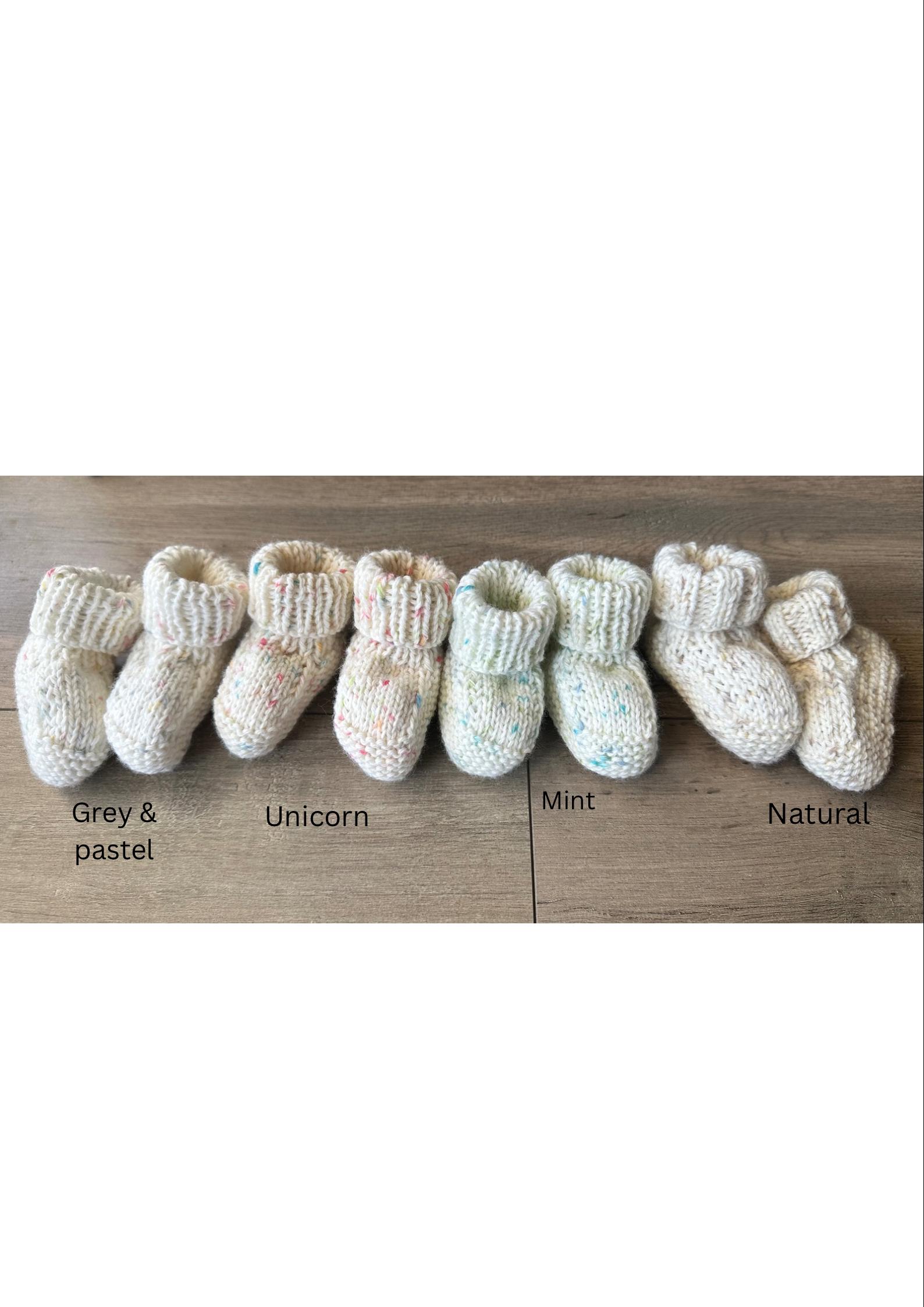 Baby booties cream speckled - Thumbnail 3