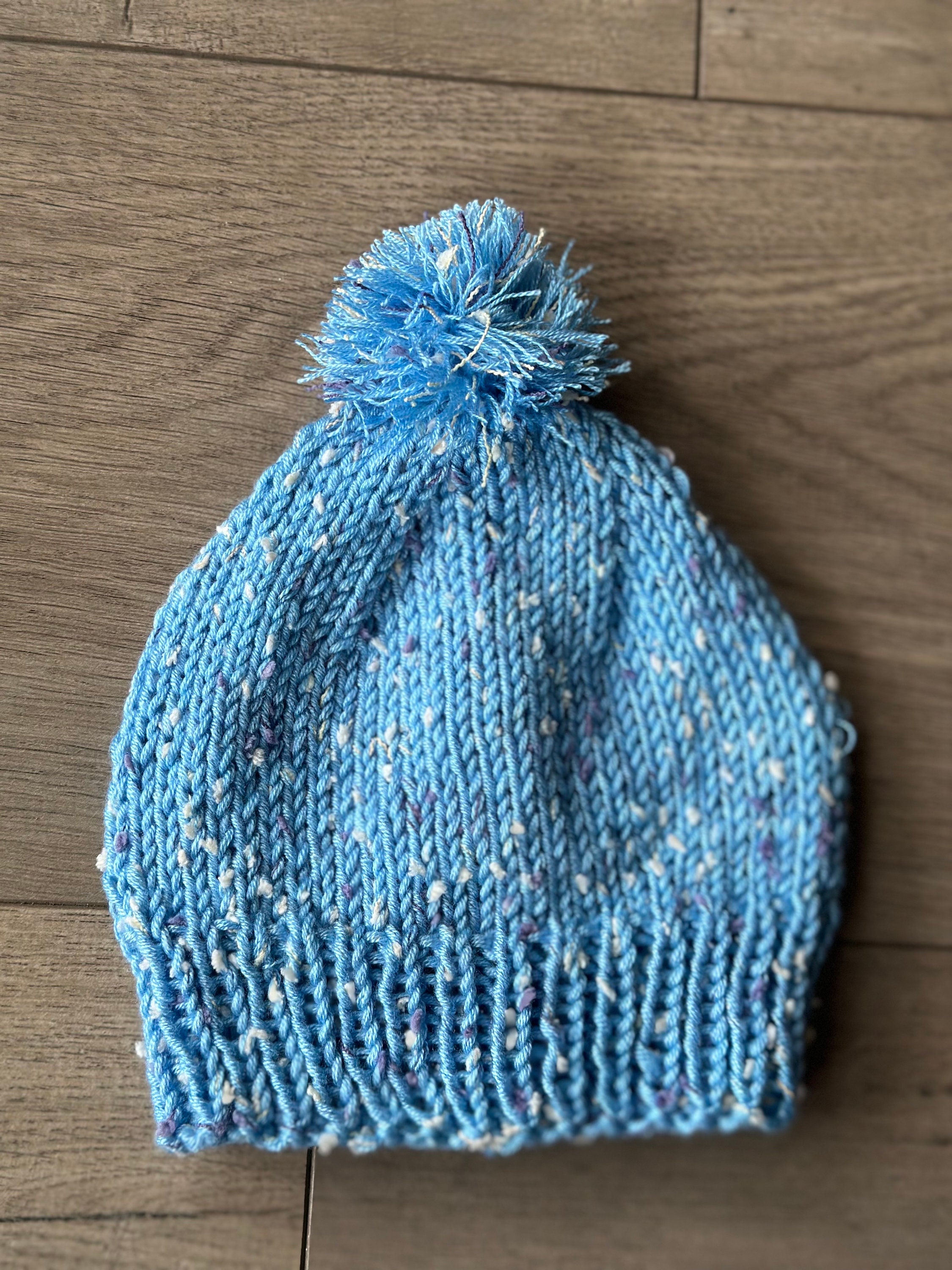 Knitted booties and beanie set - blue speckled - Thumbnail 3