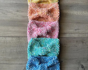 Gebreide hoofdbandstrik voor baby