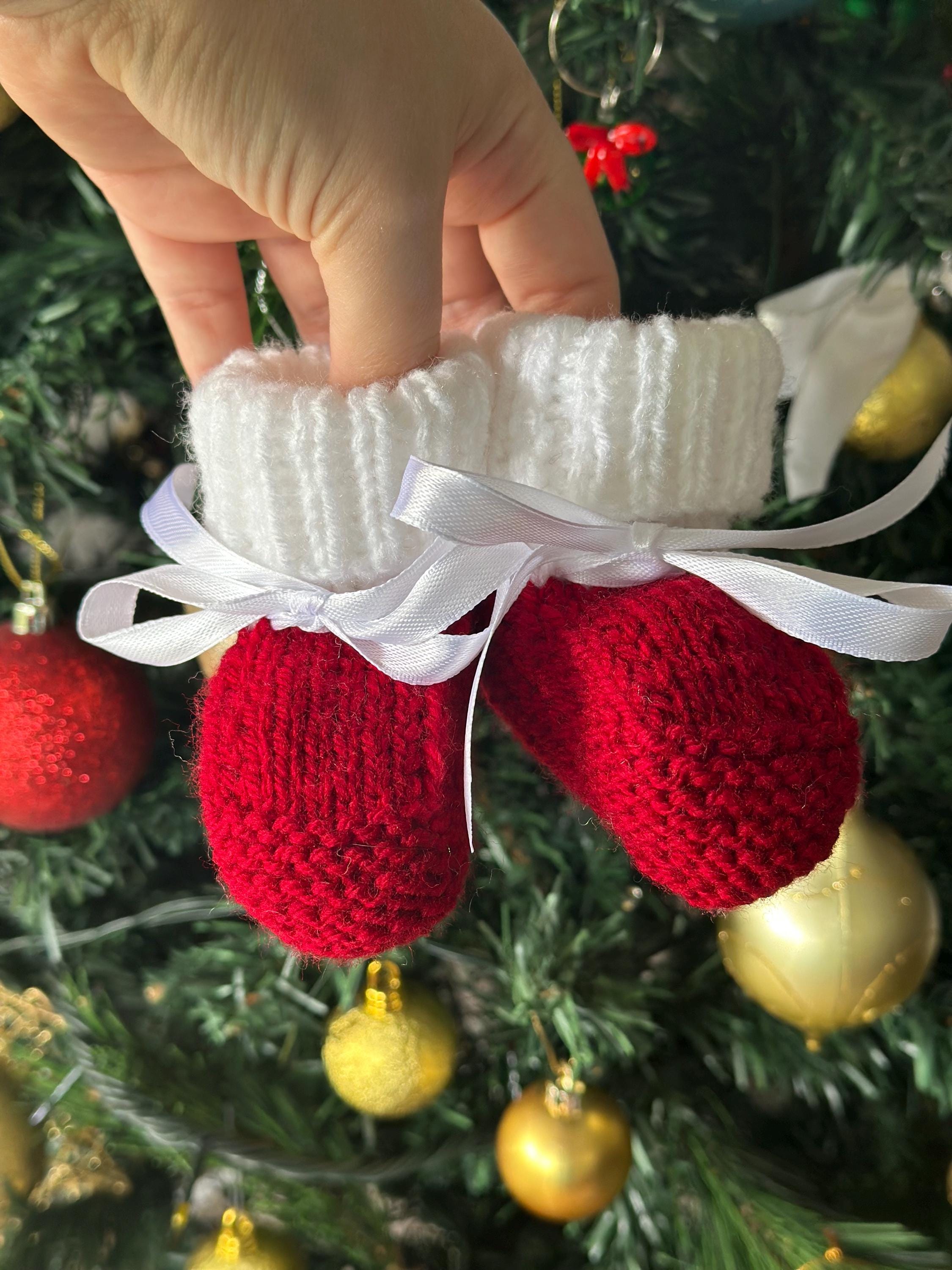 Baby booties Christmas themed - Thumbnail 6