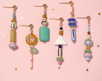 Cadeau pour un ami tendance et élégant : boucles d'oreilles pendantes à assortir dans des tons pastel - Boucles d'oreilles uniques et colorées avec perles dépareillées, EAR015