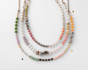 Zierliche Edelstein Perlen Goldkette: Minimalistischer Schmuck