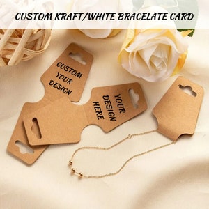 Tarjetas de exhibición de joyería Kraft/blancas personalizadas con su diseño (grosor 300 GSM) Tarjeta plegable personalizada para pulseras/diademas/coleteros