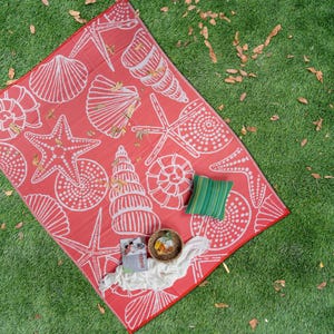 Red and White, Outdoor Rug, Plastic Straw Rug, Foldable Camping Mat, Reversible Camper Rug, Waterproof Picnic Rug, Van Life Must Have Rug