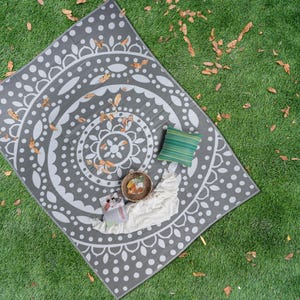 Gray and White, Outdoor Rug, Plastic Straw Rug, Foldable Camping Mat, Reversible Camper Rug, Waterproof Picnic Rug, Van Life Must Have Rug