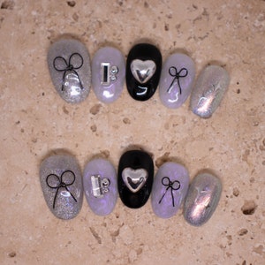 Handmade lilac pearl press-on nails, Korean 3d bow glue on nails in short oval, Glittery cat eye chic nails