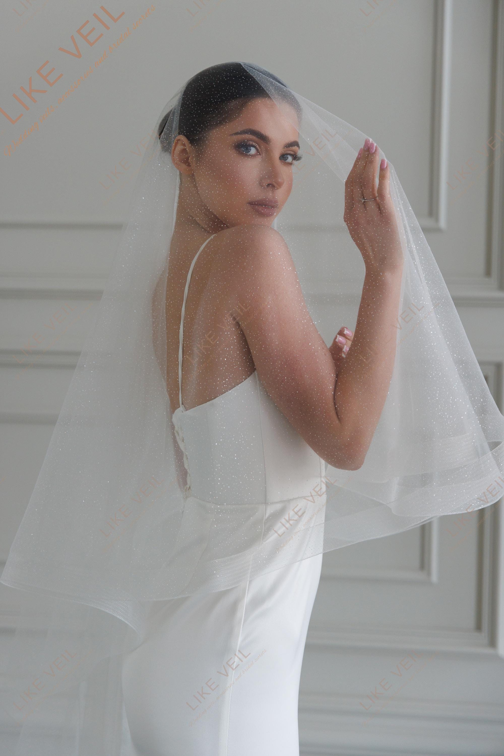 Two Tier Horsehair Edge Wedding Veil, Double Layer Glitter  display picture 1