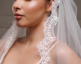 One Tier Cathedral Wedding Veil, Lace Trim Bridal Veil, Long Soft Tulle Ivory Veil, Elegant Spanish Style Wedding Accessory,Custom Size Veil