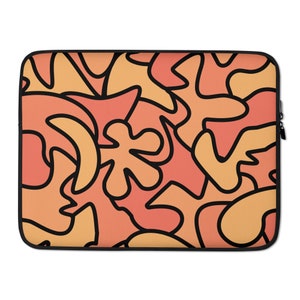 Puede incluir: Una funda para portátil con un patrón abstracto colorido. El patrón presenta una variedad de formas y colores, incluyendo naranja, melocotón y negro.