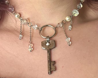 Ethereal Key Pendant Necklace - Faux Pearl & Freshwater Pearl