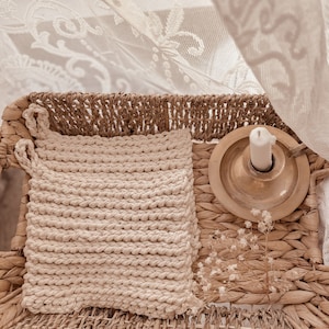 Crochet chunky potholder