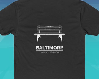 Hombres y mujeres / Baltimore, Maryland, Camiseta, Ciudad, Banco