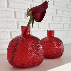 Red Pomegranate Glass Vase – Christmas Holiday Decor