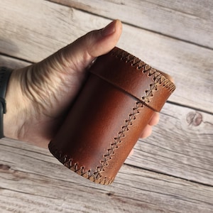 サイコロカップ、コロニアルスタイル、100％レザー製、ハンドメイド、蓋付き