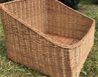 wicker basket handmade storage tray eco-friendly bathroom organizer rustic kitchen decor
