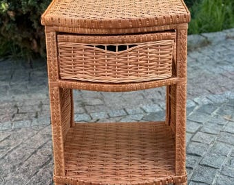 rotan nachtkastje natuurlijk rieten dressoir rustiek handgemaakt rotan bijzettafel milieuvriendelijk boho meubels rieten nachtkastje ladekast