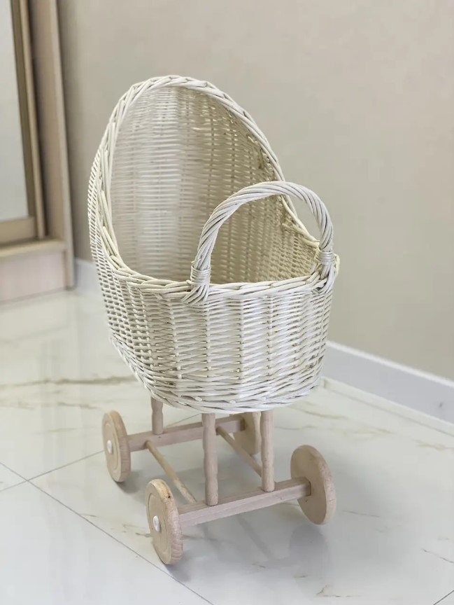 外出・移動用品 マーちゃん様専用です！ビンテージ 籐製 ドール用