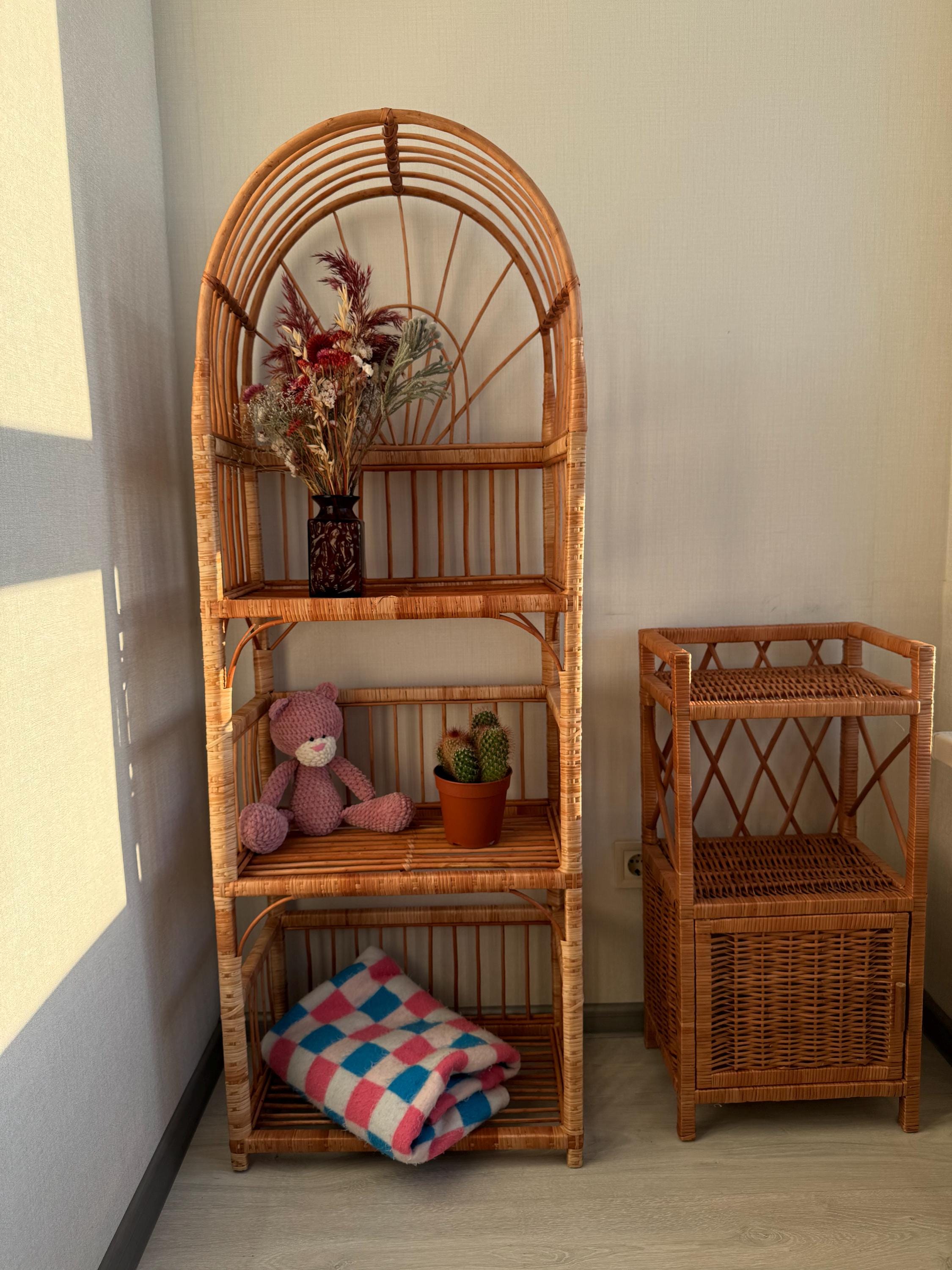 アーチ型の籐の棚、植物スタンド、天然の籐の棚、ボヘミアン家具